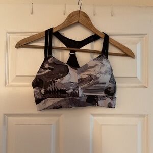 Under Armour high impact sports bra size S